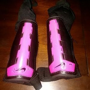 Niki shin guards